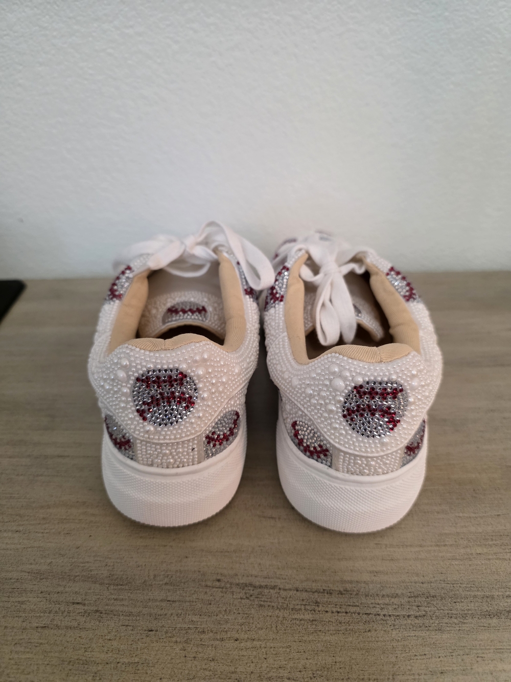 Betsey Johnson BASEBALL Women’s Embellished Pearl & Crystal White Sneakers 6 - Picture 3 of 6
